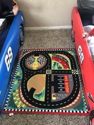 Car deals racing rug