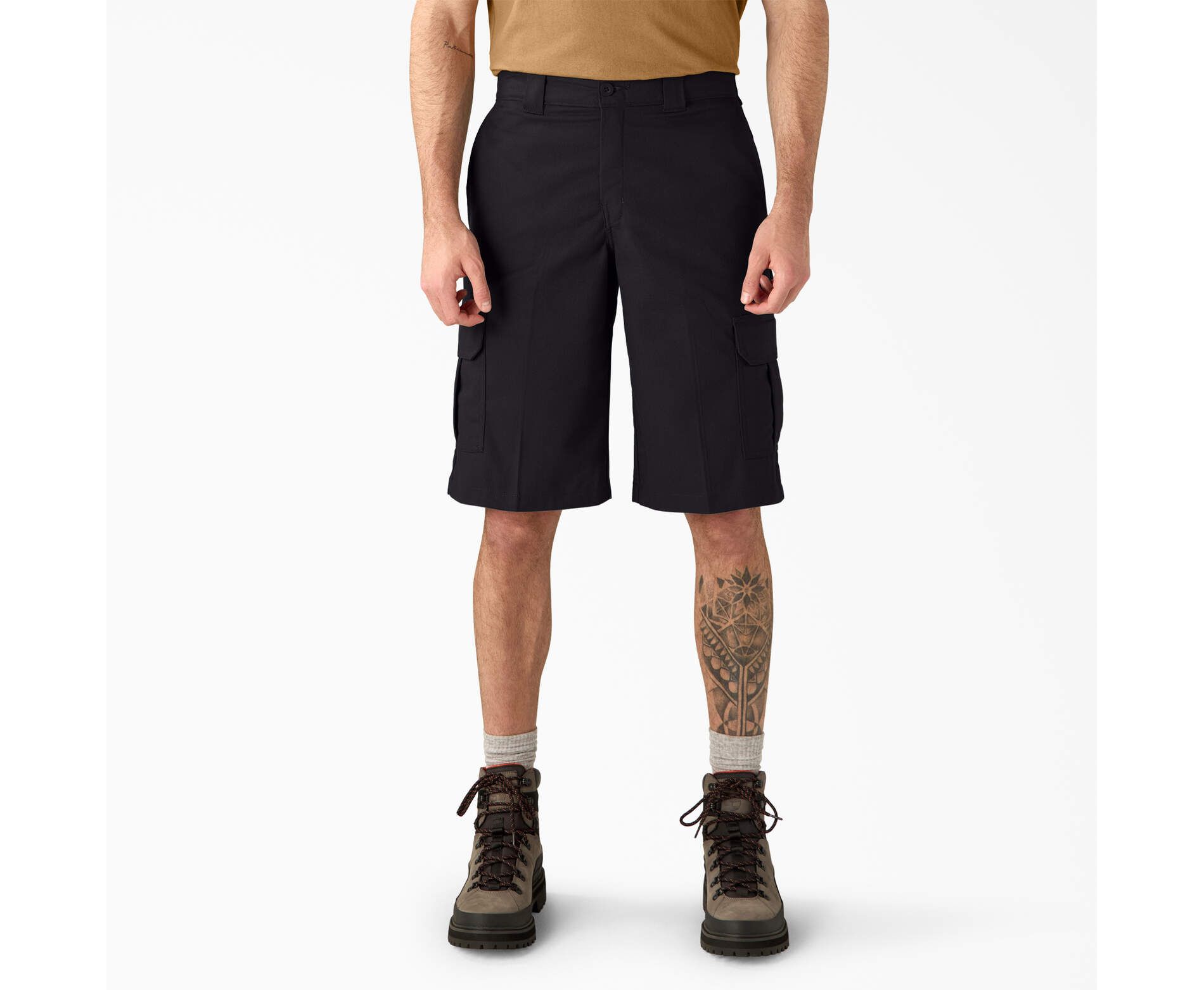 FLEX Relaxed Fit Cargo Shorts, 13"