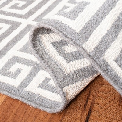 Grey and Ivory Geometric Handwoven Wool Area Rug 3' x 5'