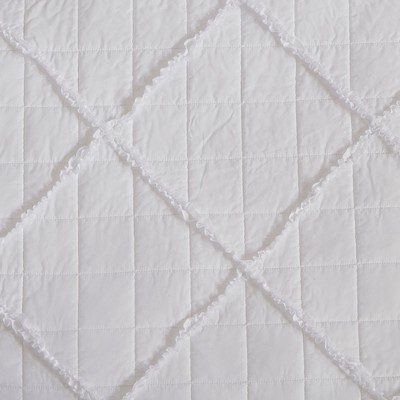White Microfiber Reversible Quilted Daybed Cover Set