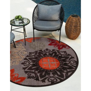 Unique Loom    Outdoor Modern Chicago Area Rug - 1 of 4