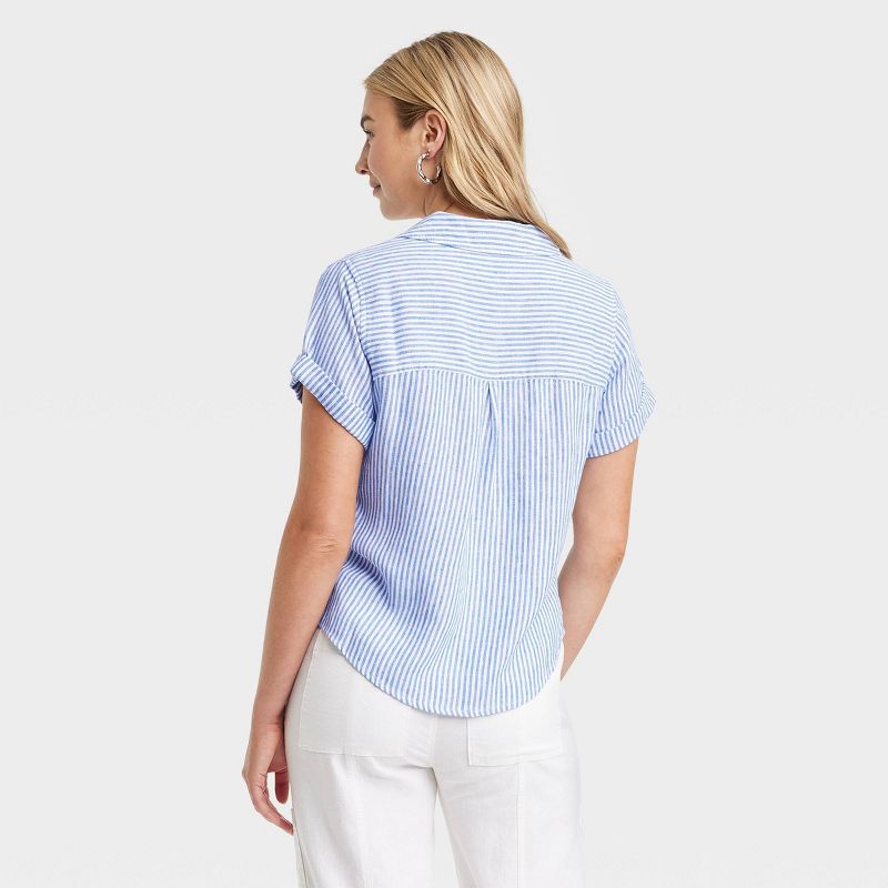 Women's Short Sleeve Collared Button-Down Shirt - Universal Thread™, 3 of 13