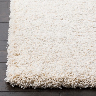 Ivory 4' x 6' Rectangular Synthetic Shag Rug