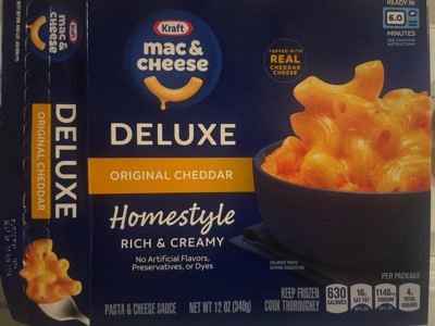 Kraft Deluxe Frozen Mac & Cheese Review: Real Cheese Flavor In The Freezer  Aisle