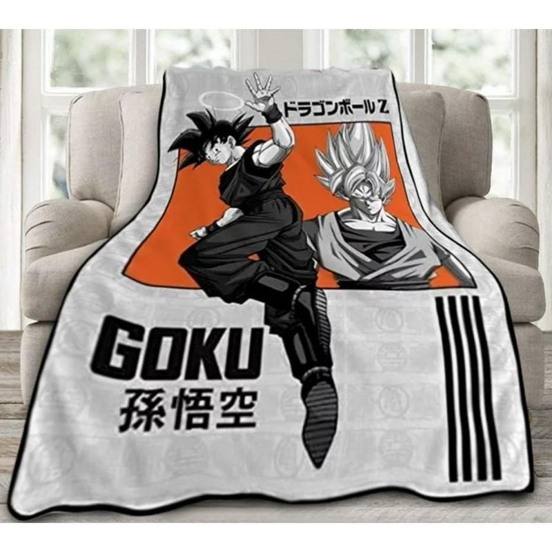 Dragon Ball Z Goku Super Saiyan 45 x 60 inches Fleece Blanket, 3 of 4