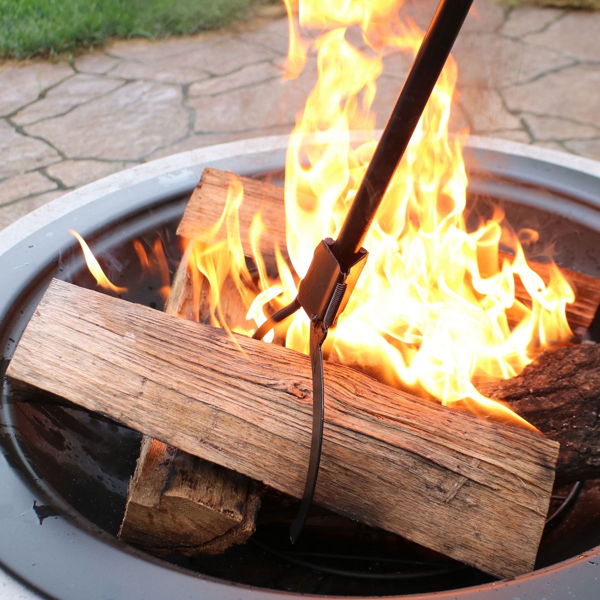 Sunnydaze Indoor/Outdoor Fireplace or Fire Pit Heavy-Duty Steel Spring Lever Firewood Log Grabber Tool - 36" - Black - thumbnail 5