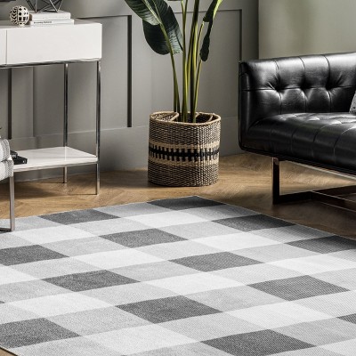 Eco-Friendly Easy-Care Gray Buffalo Plaid 8' Square Rug