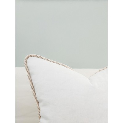 Rope Piping Linen Pillow