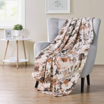 50"x70" Oversized Lucinda Plush Throw Blanket Neutral - VCNY Home