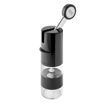 Oxo Good Grips Pepper Grinder Review: Unobtrusive Sturdiness
