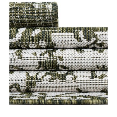 Green and Ivory Rectangular Synthetic Outdoor Rug 4' x 6'