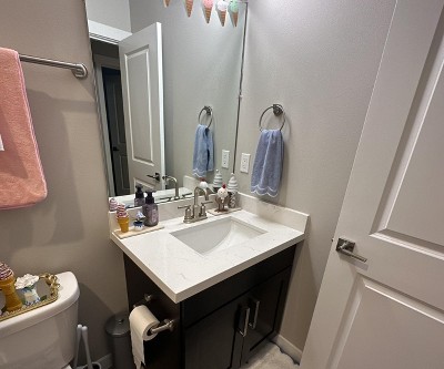 Guest review image 2 of 2, zoom in