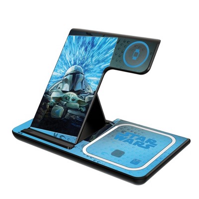 Keyscaper Star Wars: The Mandalorian Grogu and Din Djarin Portrait 15-Watt 3 in 1 Charging Station