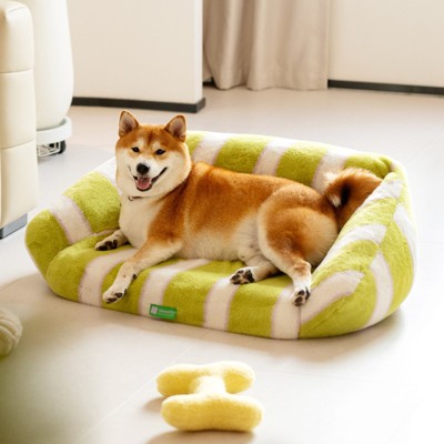 Mewoofun Fluffy Soft Dog Bed Couch, Large Cat Sofa for Dogs And Cats,Green And White,35.5 x 23.6