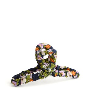 Vera Bradley Women's Outlet Cotton Fabric-Wrapped Claw Hair Clip - 1 of 1