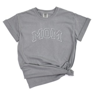 Simply Sage Market Embroidered Mom Varsity Outline Garment Dyed Tee - S - Grey - 1 of 4
