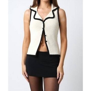 Women's Contrast Lined Vest - OLIVACEOUS - 1 of 4