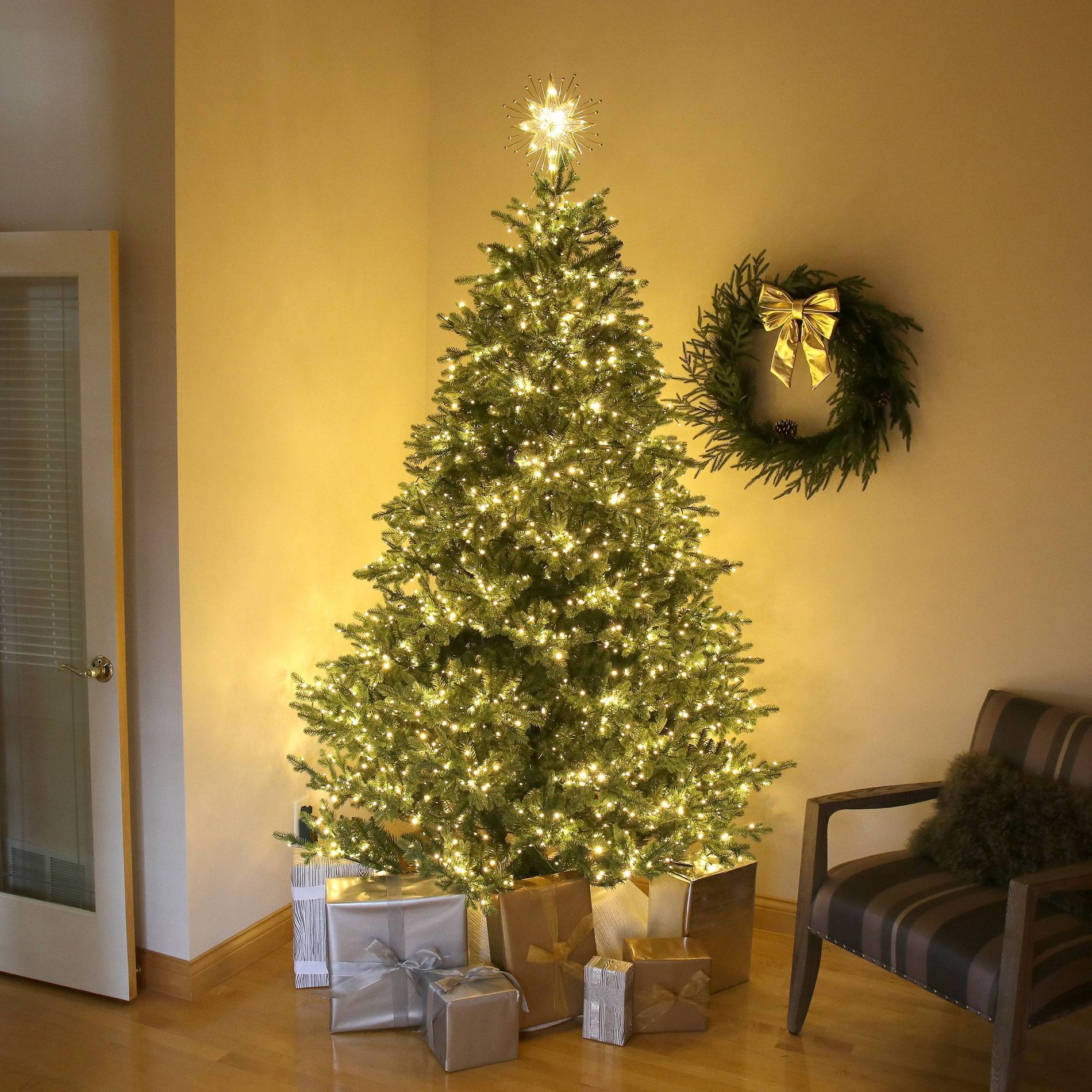 Philips 7.5' Balsam Fir Pre-Lit Teardrop Artificial Christmas Tree Bicolor Lights