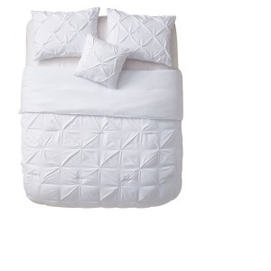 White Nilda Comforter Set (King) - VCNY