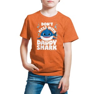 Boys' - Baby Shark - Don't Mess With Dadday Shark Short Sleeve Graphic T-Shirt - 1 of 4