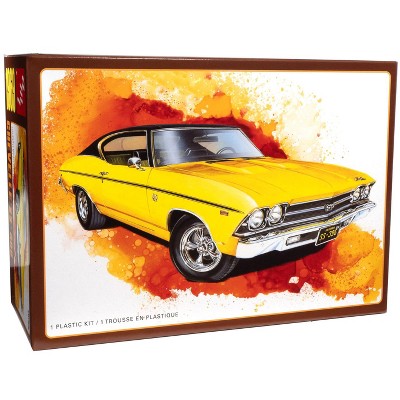 Skill 2 1969 Chevrolet Chevelle SS 396 1/25 Plastic Model Kit by AMT