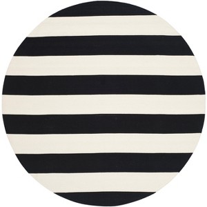 Montauk MTK712 Hand Woven Indoor Rugs - Safavieh - 1 of 4
