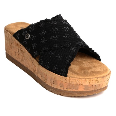 Minnetonka store wedge sandals