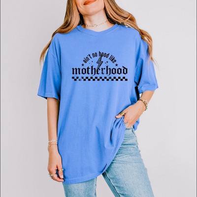 Simply Sage Market Ain't No Hood Like Motherhood Grunge Garment Dyed Tee