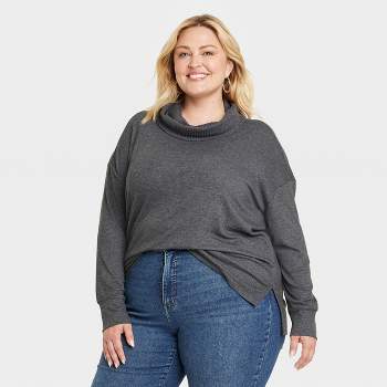 AE Long Sleeve Mock Neck T-Shirt curated on LTK  Outfits with leggings, Leather  leggings outfit plus size, Leggings outfit casual