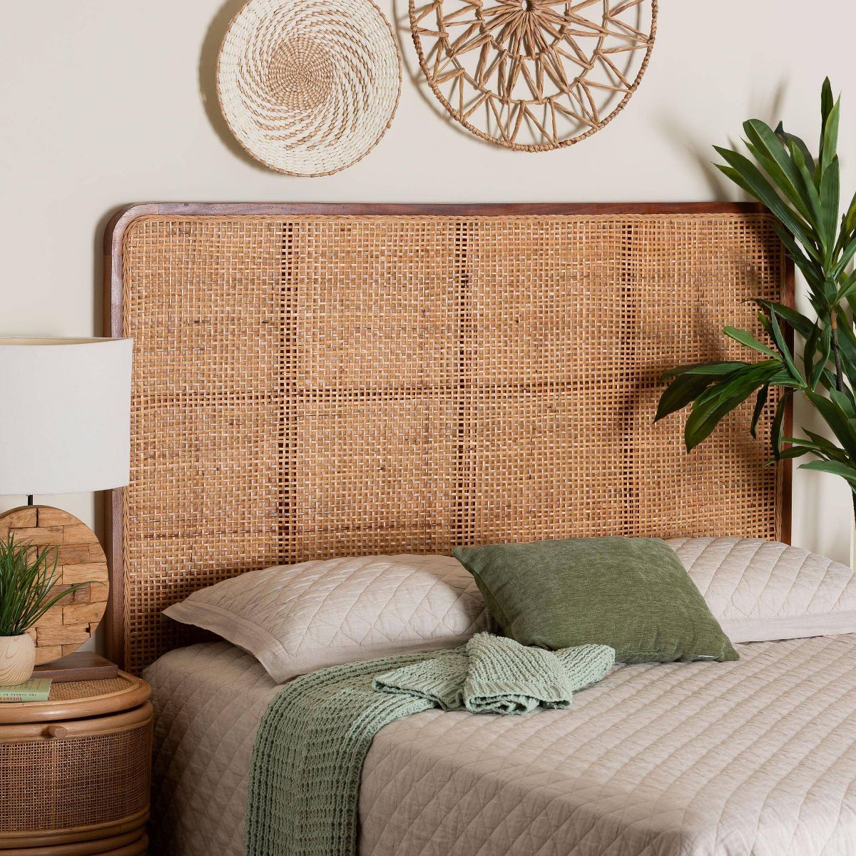 bali & pari Queen Size Caspia Rattan and Mahogany Wood Headboard Light Honey/Red Teak - thumbnail 3