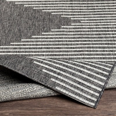 Okswerd Charcoal Woven 6'7" Round Indoor and Outdoor Area Rug