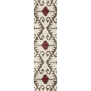 Wyndham WYD323 Hand Tufted Indoor Rugs - Safavieh - 1 of 3