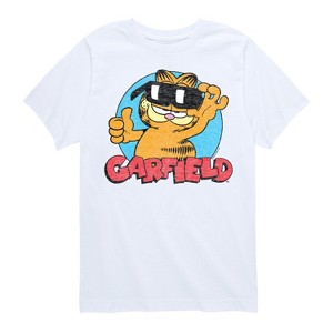 Boys' - Garfield - Thumbs Up with Sunglasses Short Sleeve Graphic T-Shirt - 1 of 3