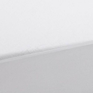 MAXZZZ Smooth Top Comfort Polyester Hypoallergenic Twin Mattress Protector 
On-Site - 1 of 1