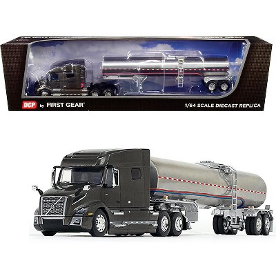 volvo semi truck toy