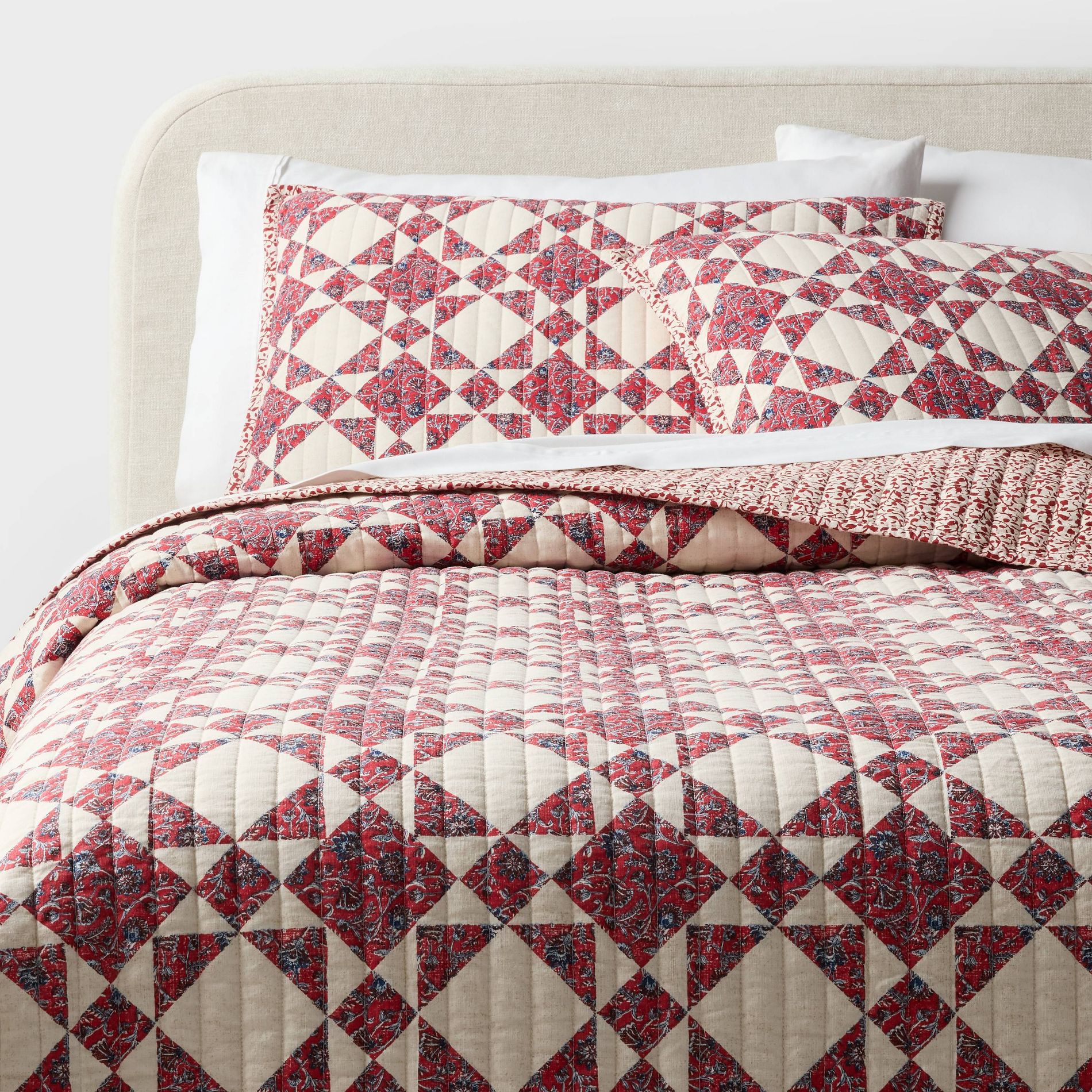 Patchwork Comfort Quilt Set - Threshold™
