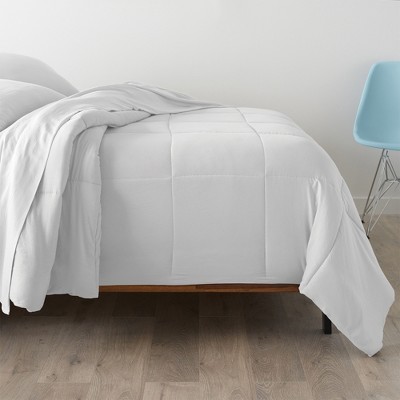 Twin White Microfiber Down-Alternative Comforter