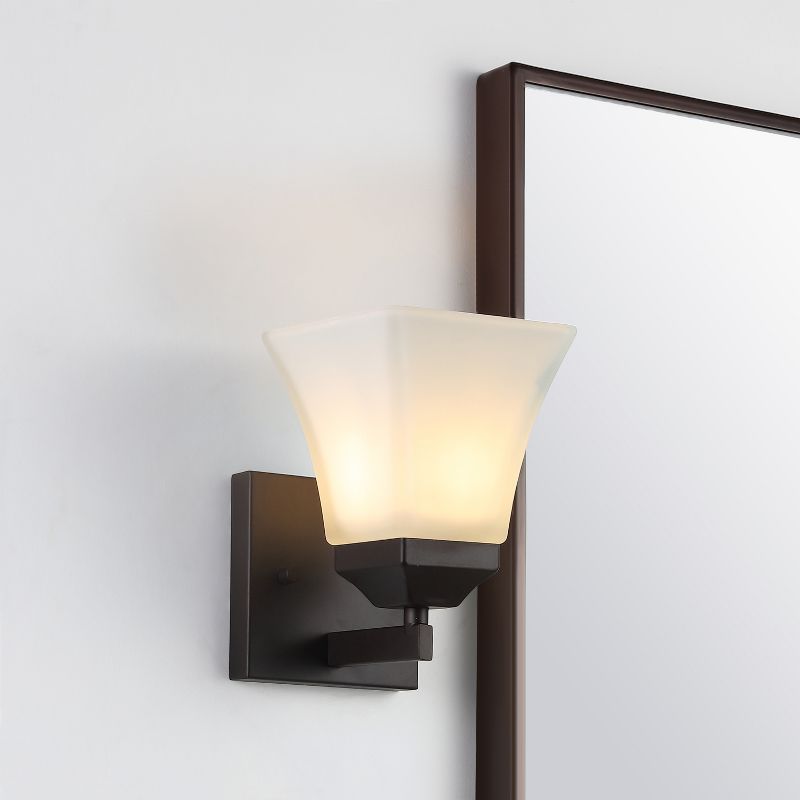 JONATHAN Y Staunton 1-Light Iron/Glass Modern Cottage LED Vanity Light, 2 of 8