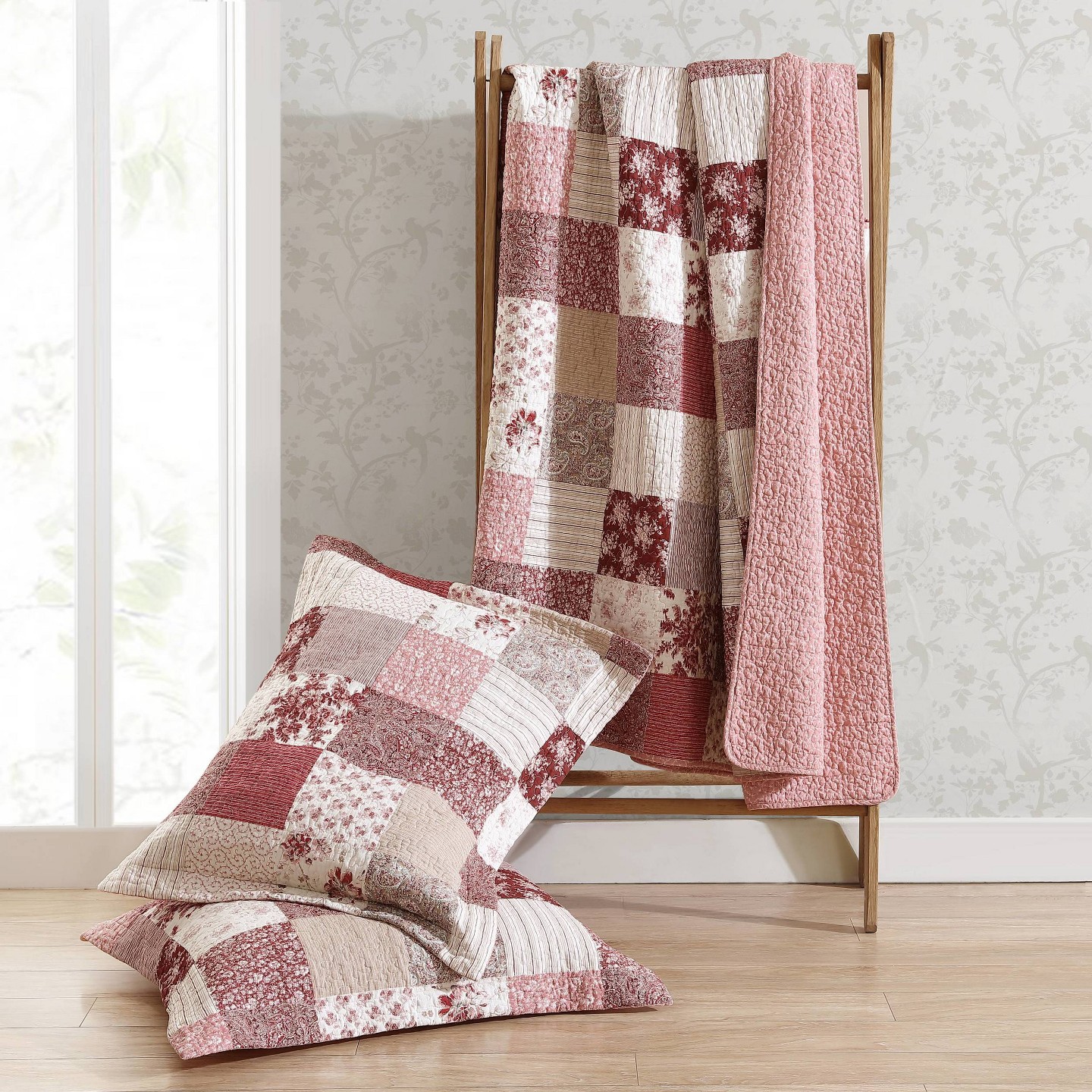 Постельное бельё Laura Ashley 2pc Twin Celina Patchwork 100% Cotton Quilt Bedding Set Red, цвет: Красный — фото 4
