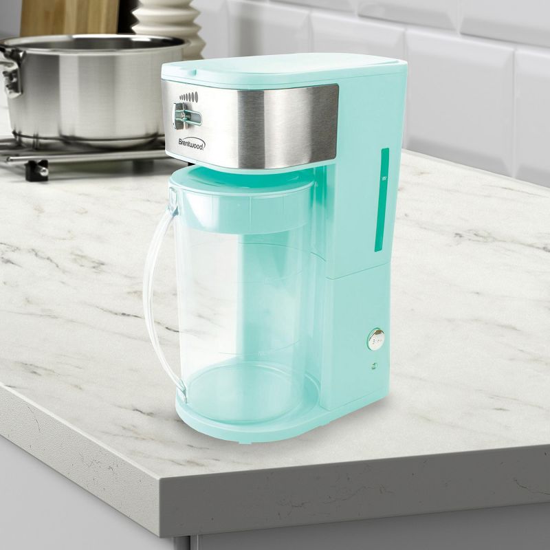 Brentwood Iced Tea and Coffee Maker in Blue with 64 Ounce Pitcher, 2 of 5