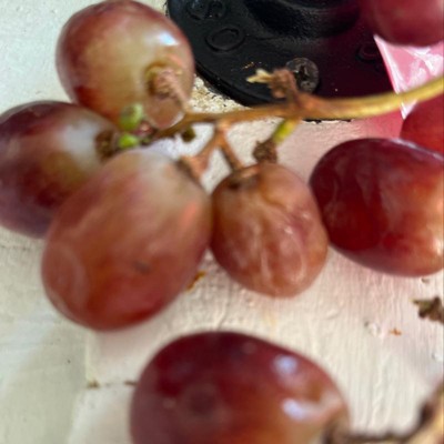 Grapes Red Seedless Per Lb - Holy Land Grocery