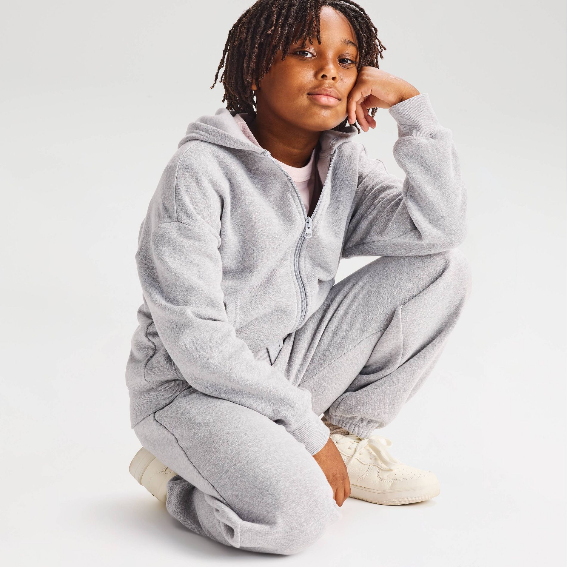 Boys' Relaxed Fit Pull-On Fleece Jogger Sweatpants - Cat & Jack™