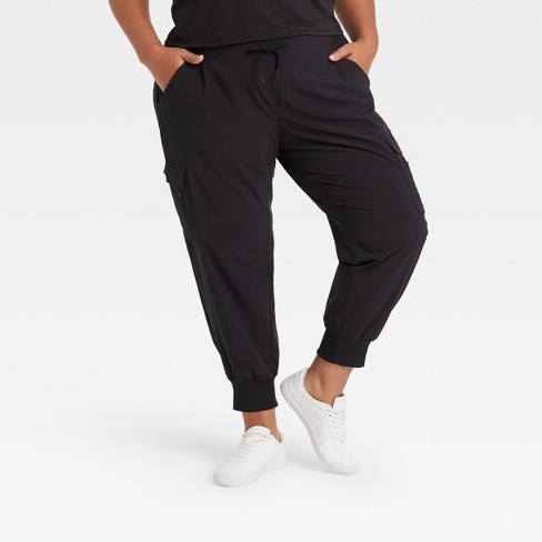 Women's Stretch Woven Tapered Cargo Pants - All in Motion