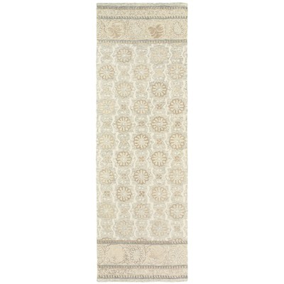 Oriental Weavers Craft 93002 Ash/ Sand Indoor Area Rug - 2'6" x 8'