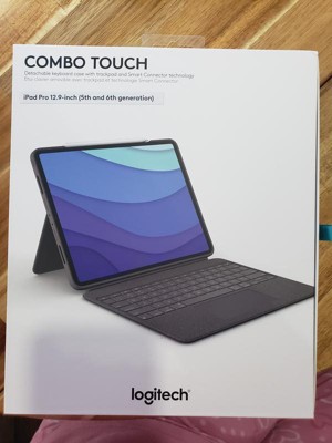 Logitech Combo Touch for iPad Pro 11-inch 1st 2nd 3rd Gen. - Sand