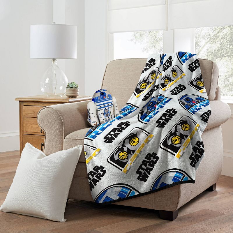 40&#34;x50&#34; Star Wars R2-D2 Silk Touch Kids&#39; Throw Blanket and HD Hugger, 6 of 7