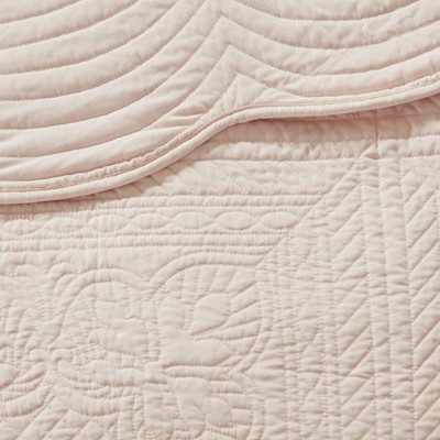 King Pink Reversible Microfiber Quilt Set with Scalloped Edges