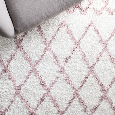 Ivory Synthetic Hand-Knotted 4'x6' Shag Area Rug