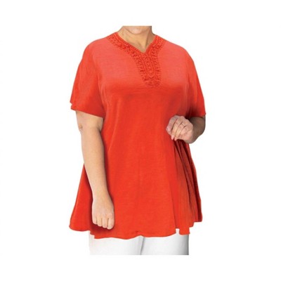 Women's Cotton Applique Short Sleeve V-Neck Top - Plus - On The Plus Side