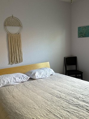 Guest review image 1 of 2, zoom in